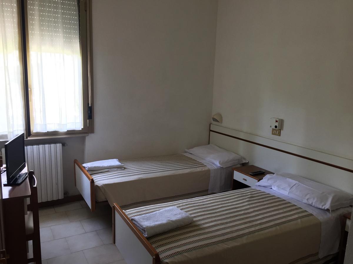 Hotel Belvedere Castrocaro Terme Bagian luar foto